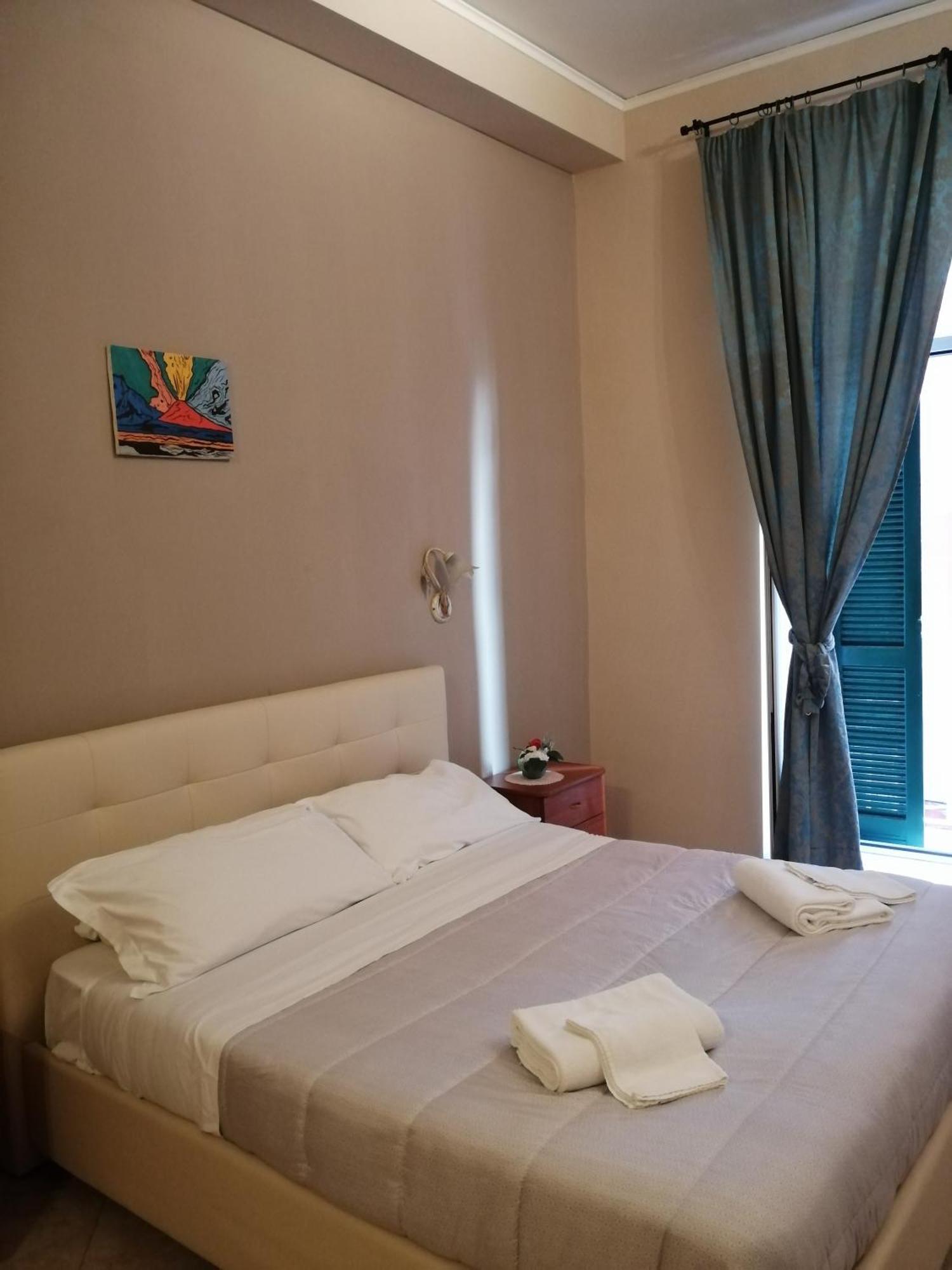 فندق San Gaetano Bed نابولي المظهر الخارجي الصورة