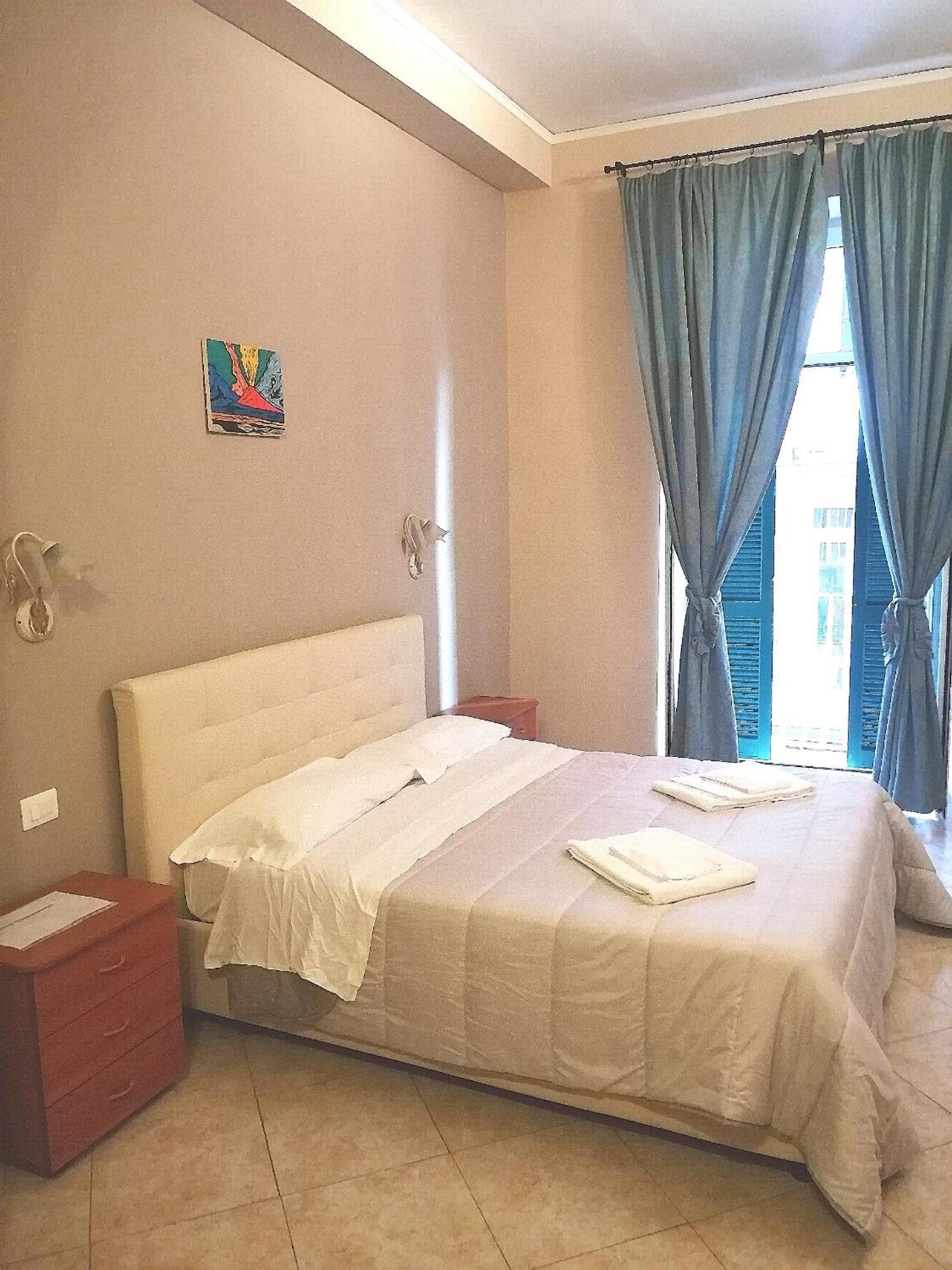 فندق San Gaetano Bed نابولي المظهر الخارجي الصورة