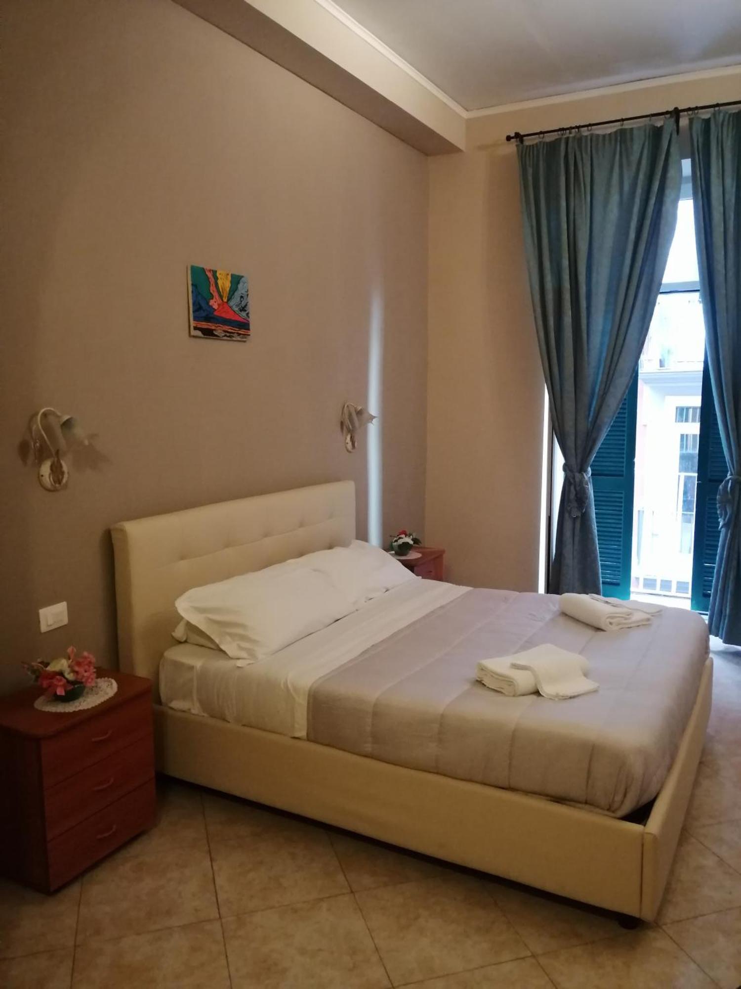 فندق San Gaetano Bed نابولي المظهر الخارجي الصورة