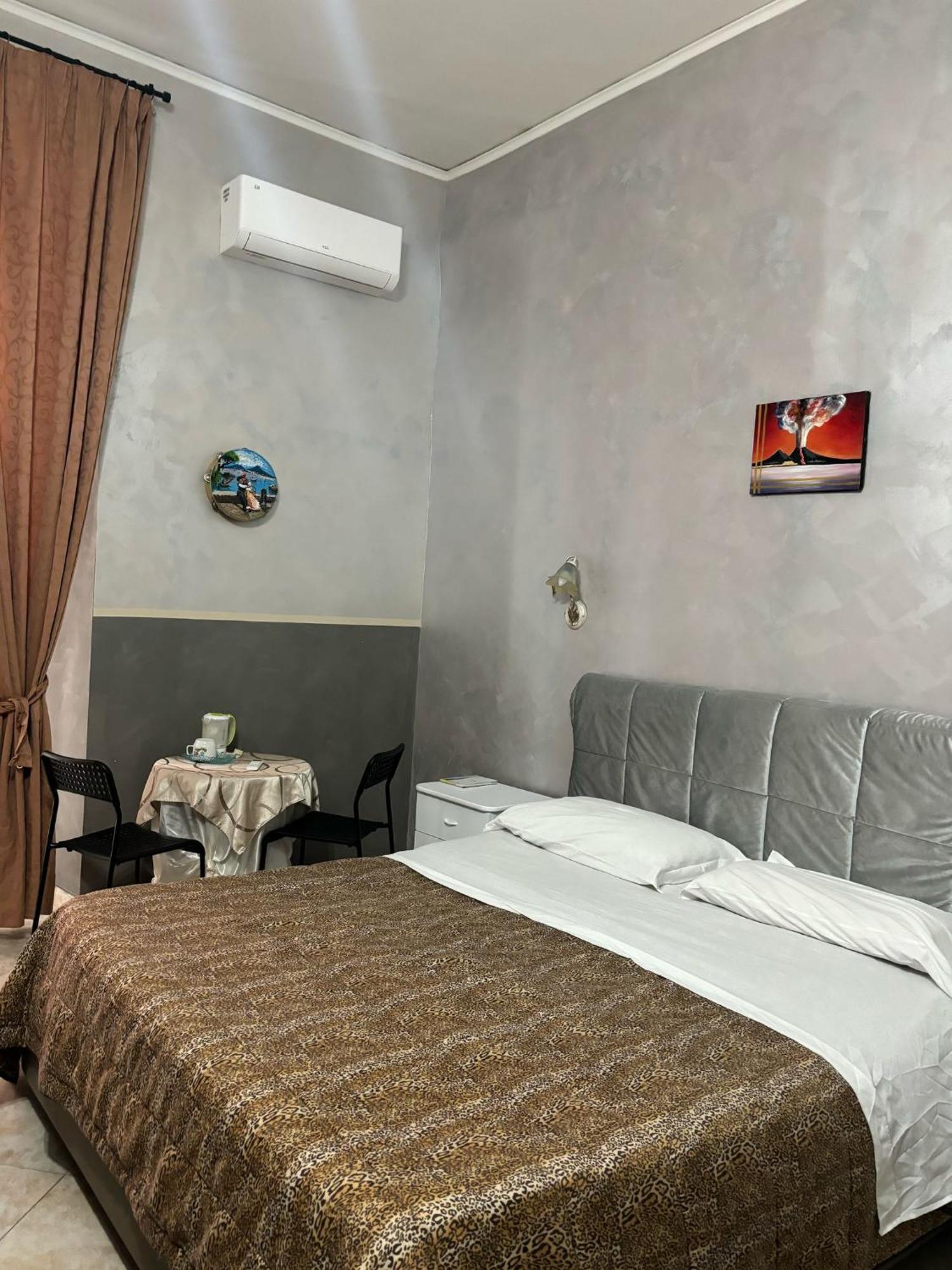 فندق San Gaetano Bed نابولي المظهر الخارجي الصورة